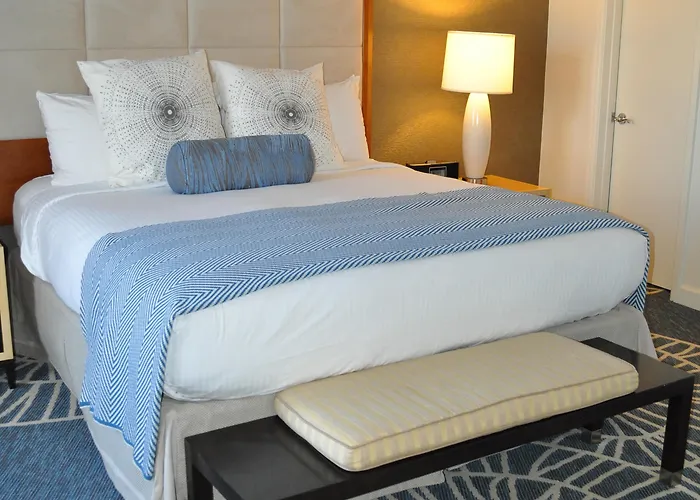 Signia Hilton Naples Grande Beach Resort
